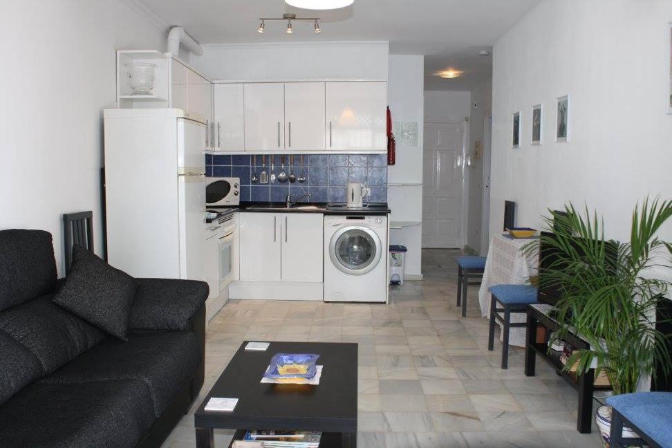 Casa Lesley Anne Apartment Nerja Ngoại thất bức ảnh