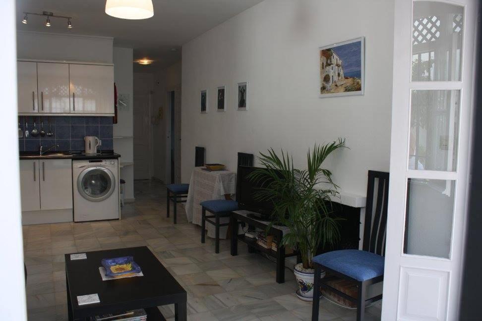 Casa Lesley Anne Apartment Nerja Ngoại thất bức ảnh