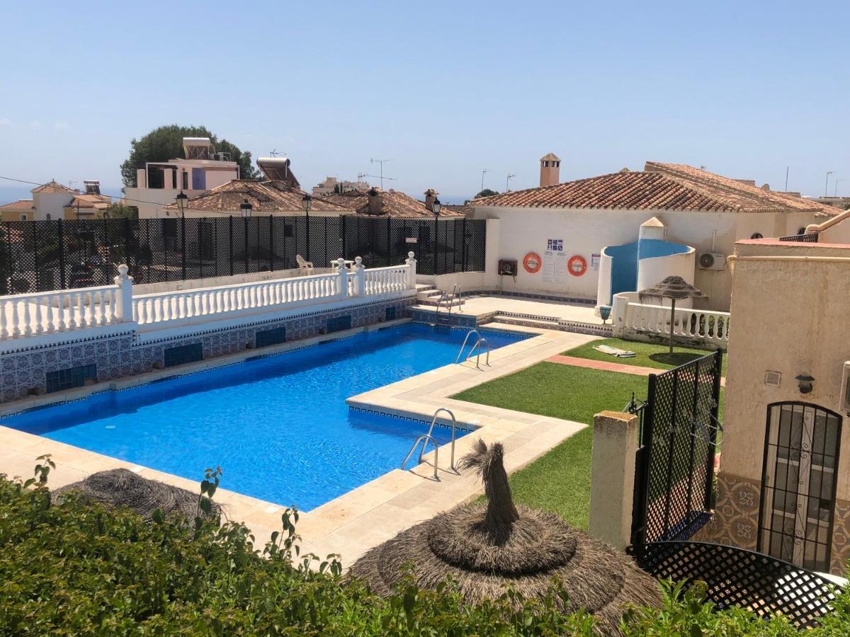 Casa Lesley Anne Apartment Nerja Ngoại thất bức ảnh