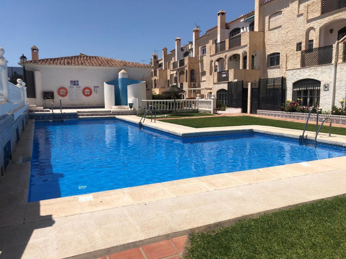 Casa Lesley Anne Apartment Nerja Ngoại thất bức ảnh